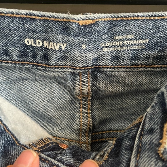 Old Navy
 slouchy HighRise distressed jeans 
Size 8 - Picture 2 of 5